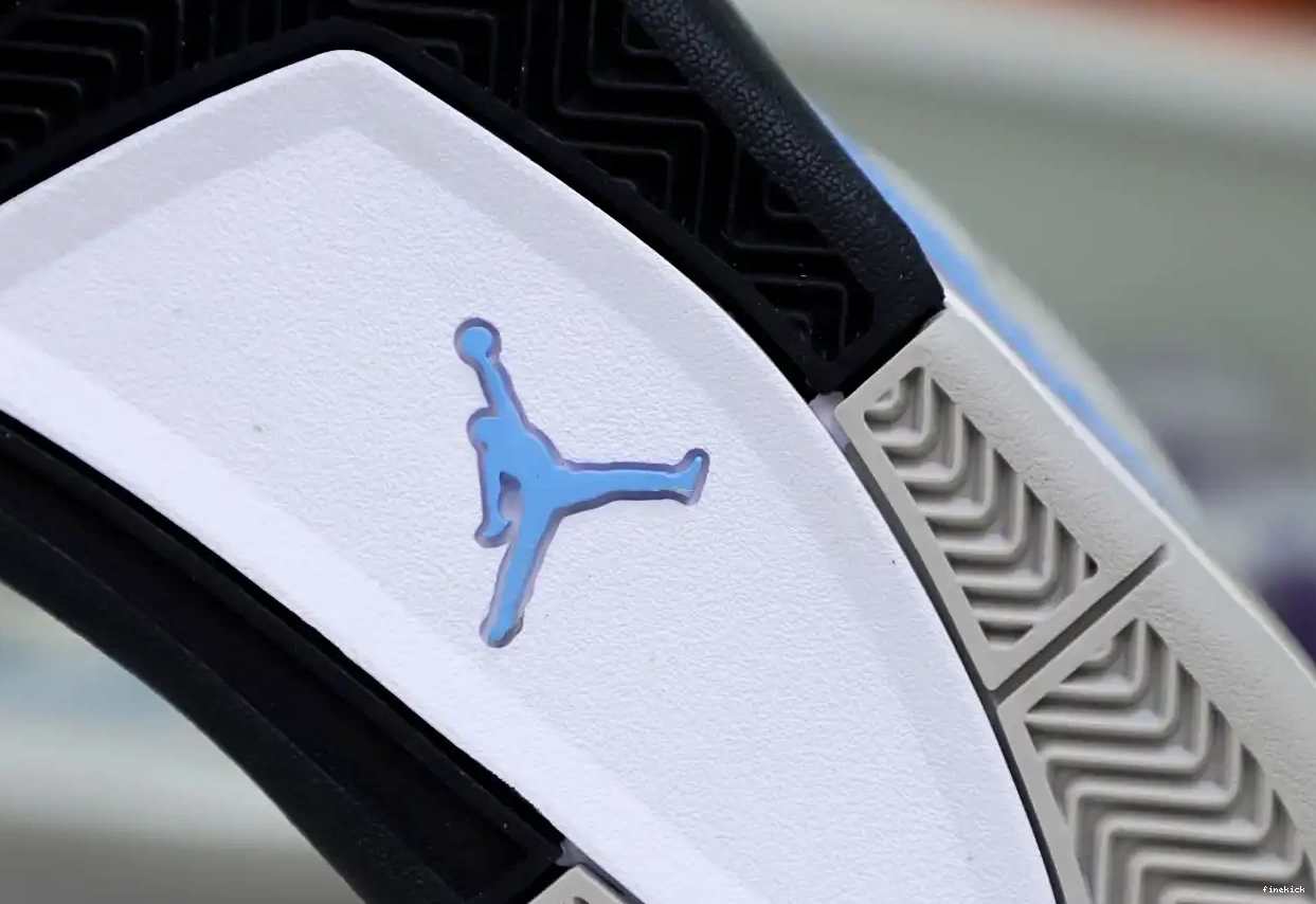 UNIVERSITY 4 AIR BLUE JORDAN 0514